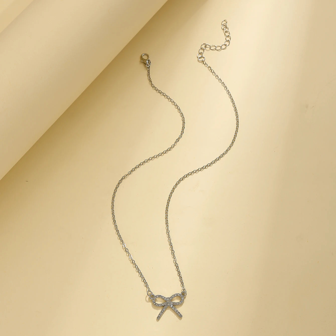 Summer Bow Necklace – Women's Fashion Rhinestone Pendant, Daily & Party Jewelry